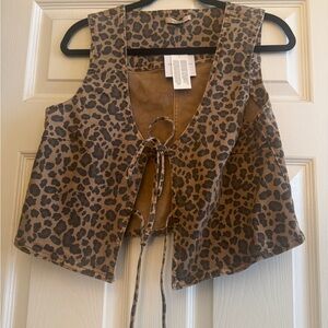 American Eagle Outfitters Leopard Print Crop Top